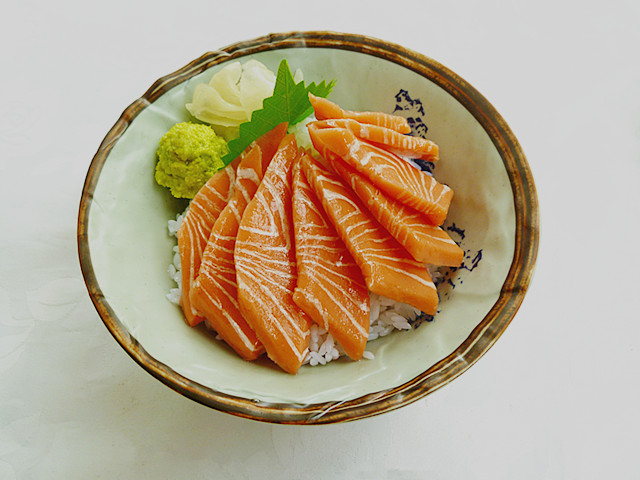 假菜 三文魚飯模型
